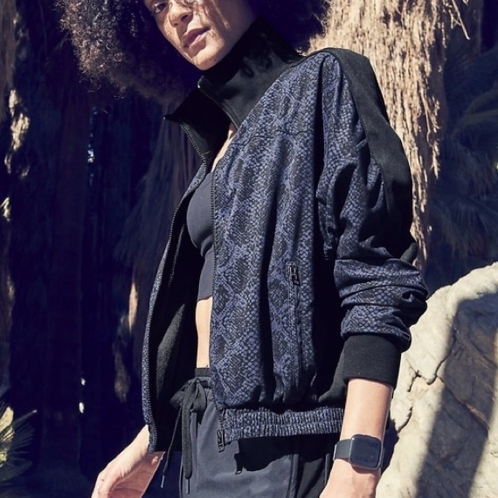 Athleta Brooklyn Track Bomber Snake Print Jacket Size Xs